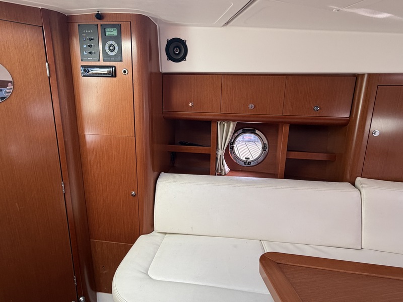 Beneteau Flyer GT34 — foto 4 van 63