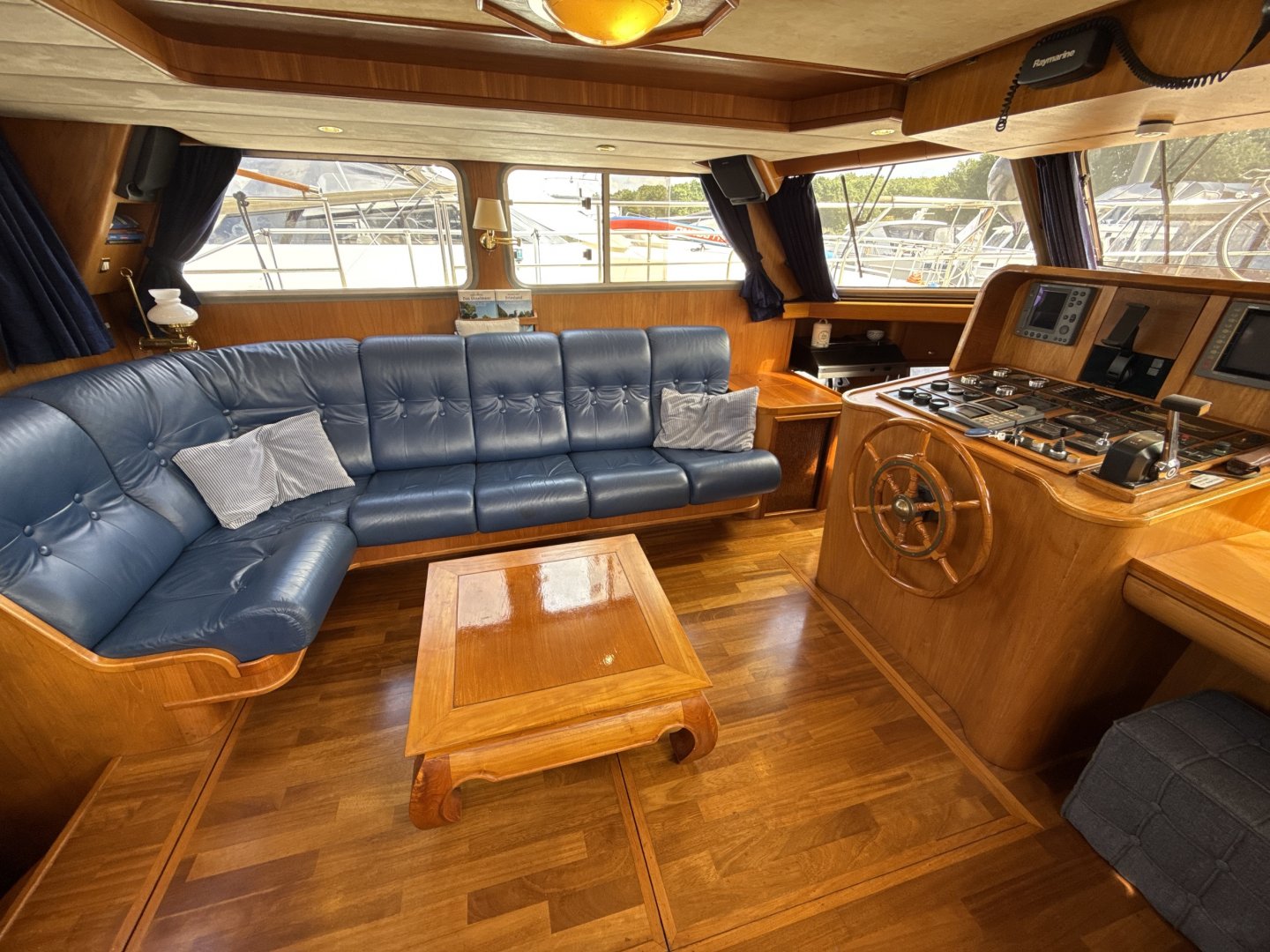 Stevens Nautical Stevens Columbus 13.80 AK Flybridge — foto 4 van 12