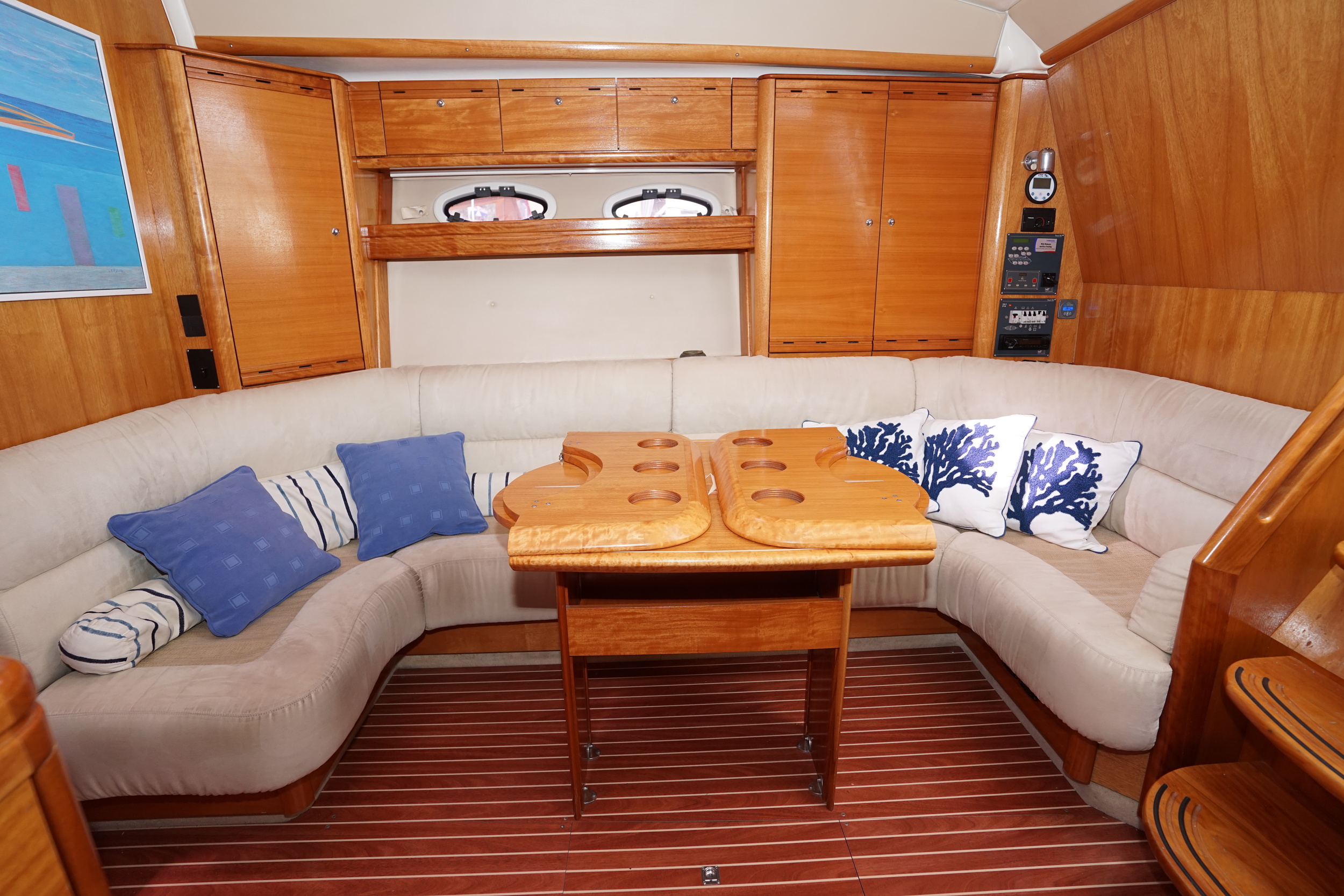 Bavaria 42 HT Sport IPS-500 - hydraulic platform — foto 14 van 42