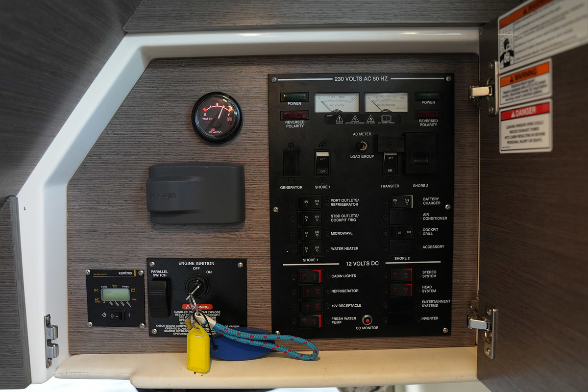 Sea Ray Sundancer 290 — foto 35 van 46