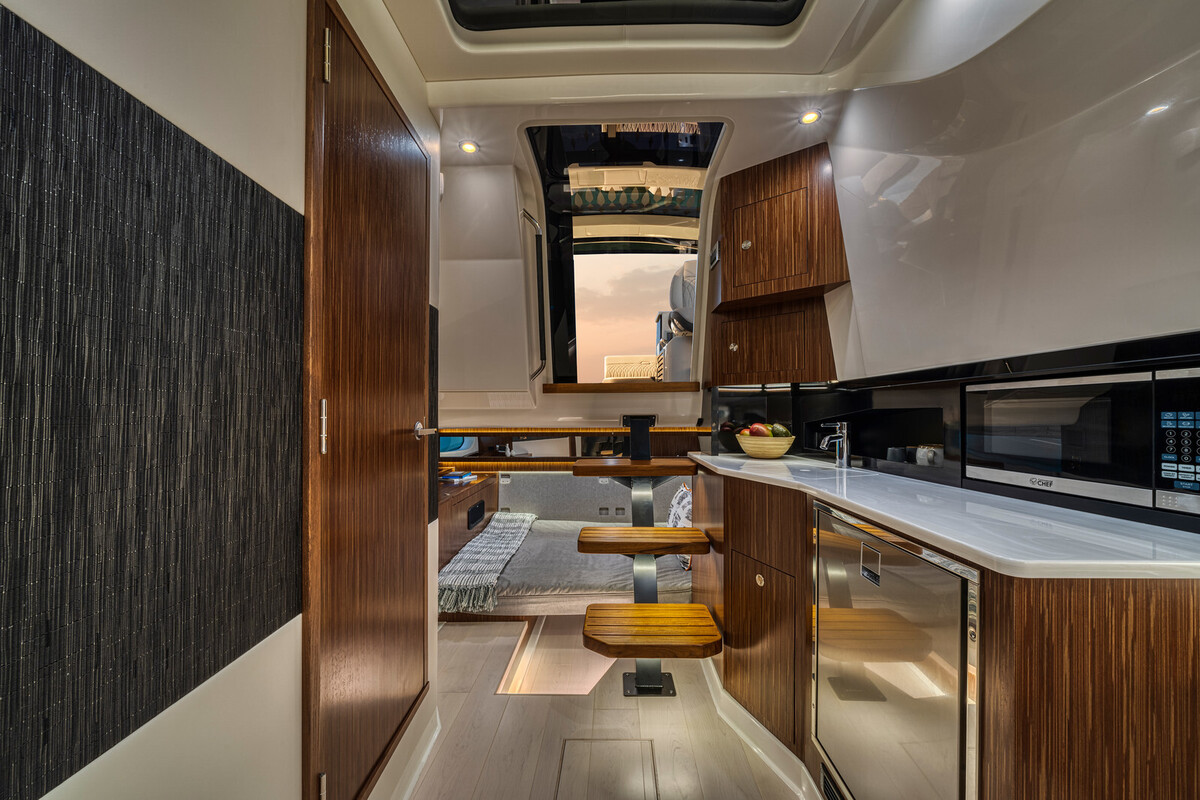 Sea Ray Sundancer 370 — foto 51 van 64
