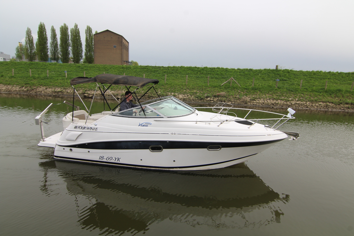 Four Winns 248 VISTA