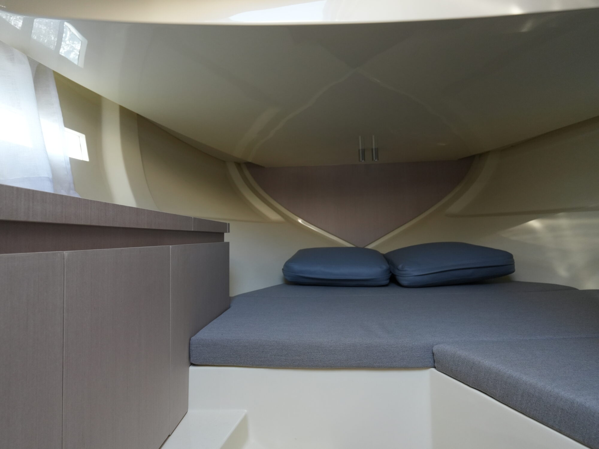 Invictus 270 CX — foto 27 van 38