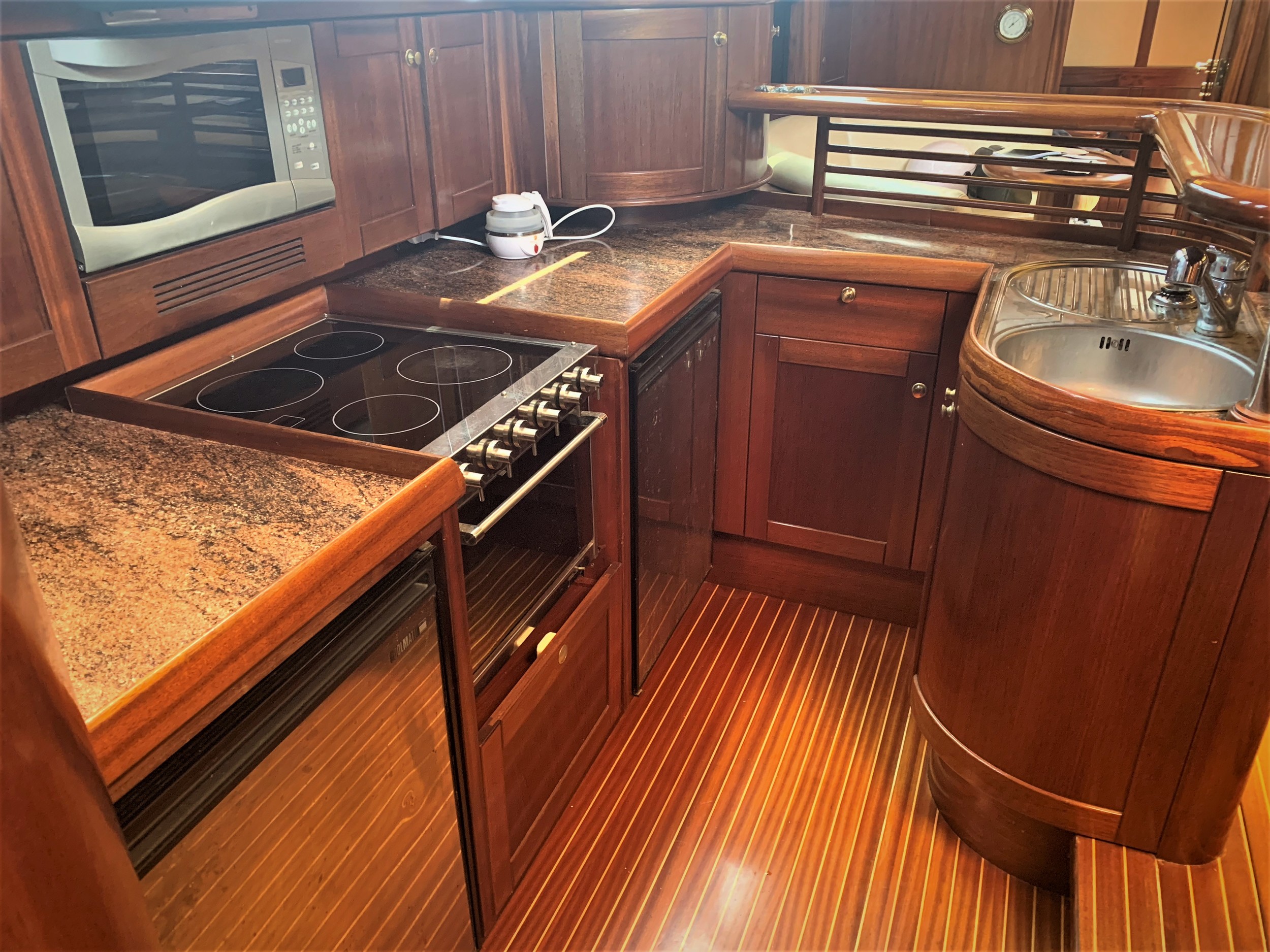 Lagoon Royal Classic 66 — foto 60 van 87