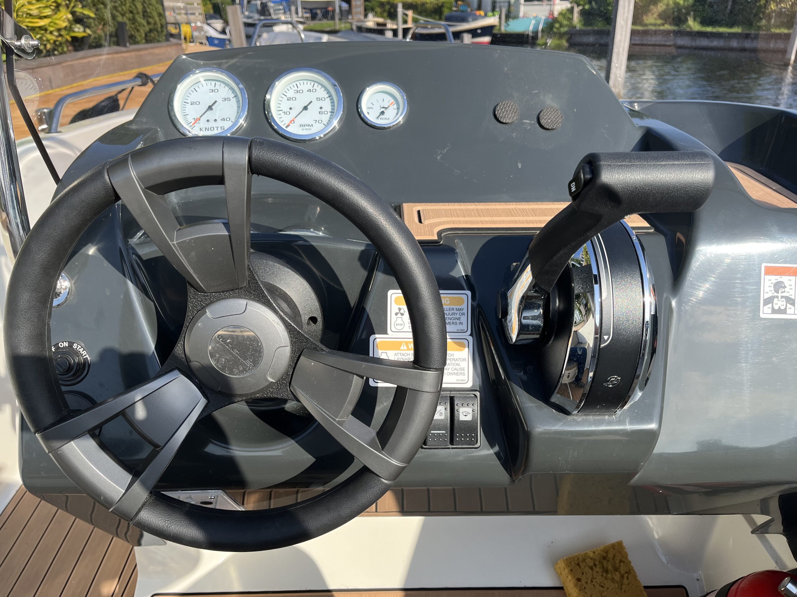 QUICKSILVER ACTIV 455 — foto 11 van 12