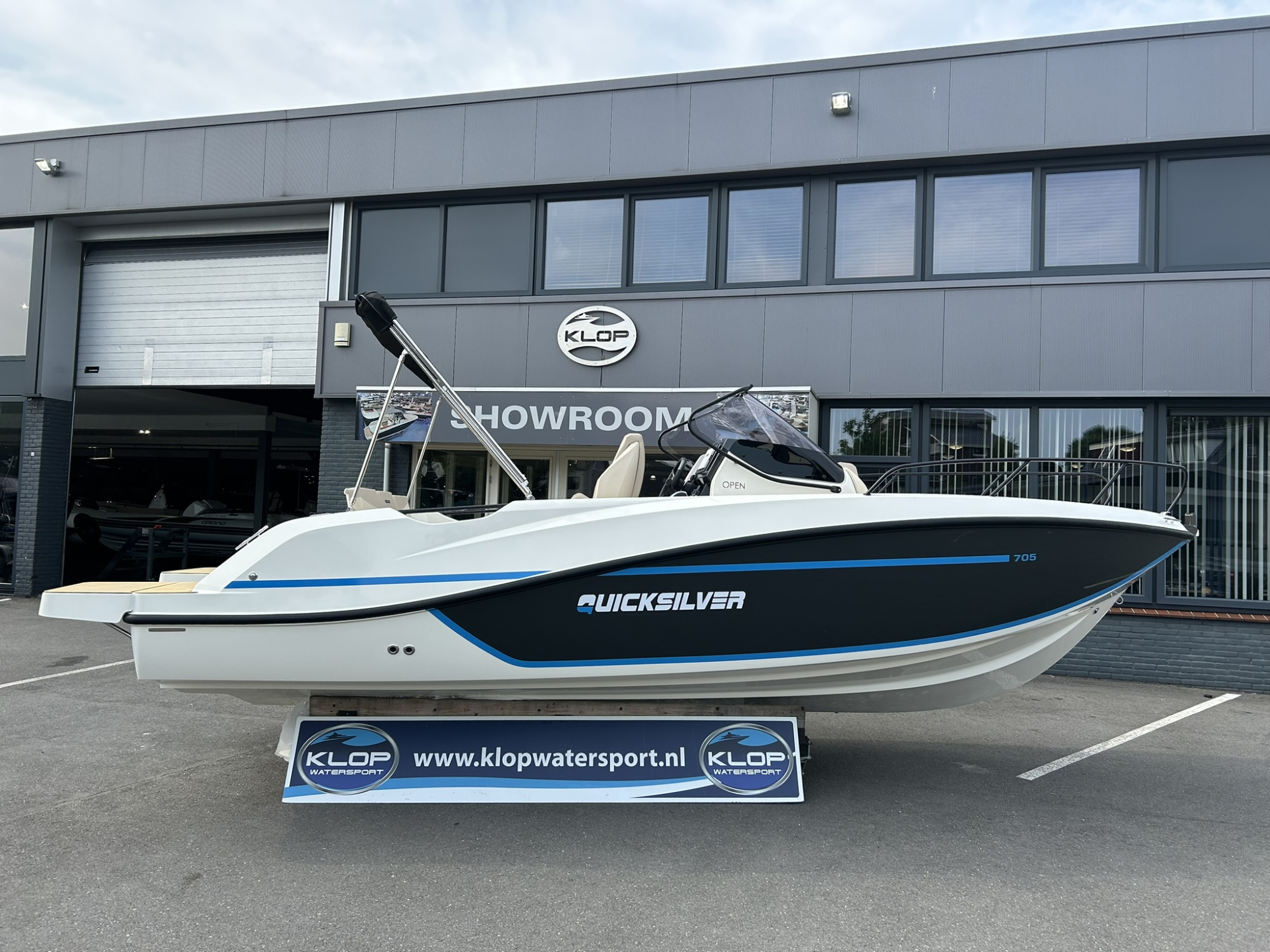 Quicksilver 705 Activ Open met Mercury 225 pk