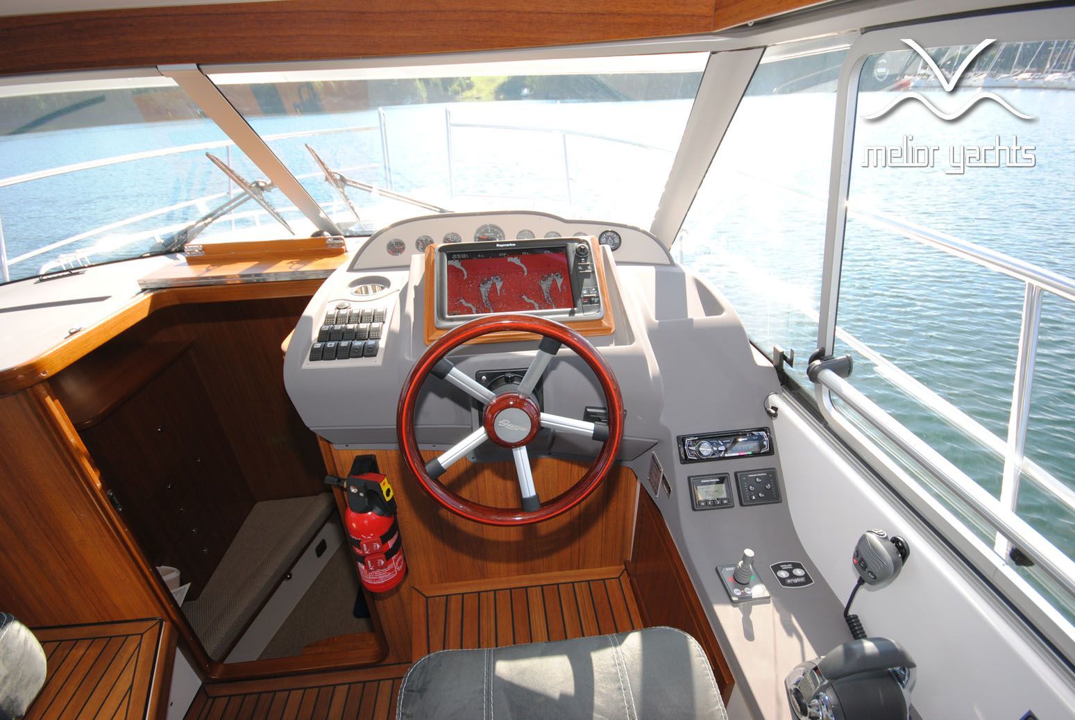 Saga 330 SunTop — foto 38 van 61