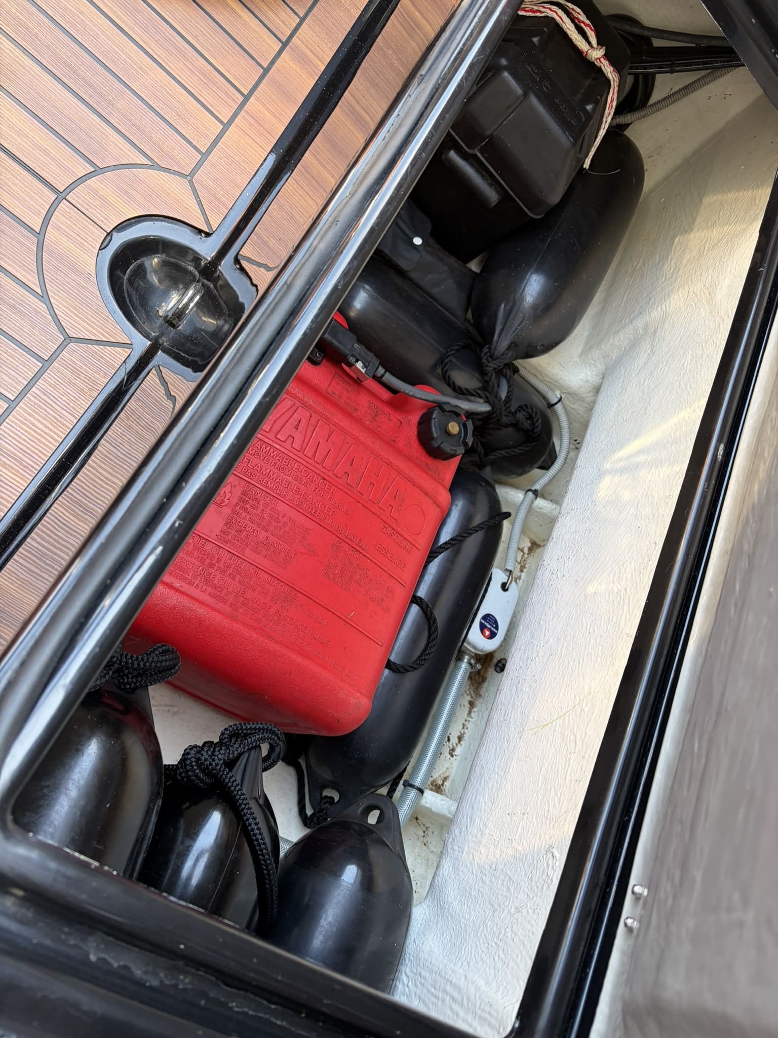 Maxima 600 Tender — foto 13 van 15