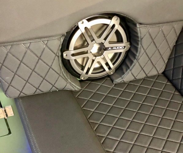 Triple X 800 DE GROOTSTE SLOEPENSHOWROOM VAN NEDERLAND — foto 8 van 22