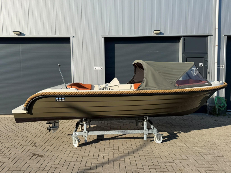 Liberty 555 Tender — foto 8 van 12