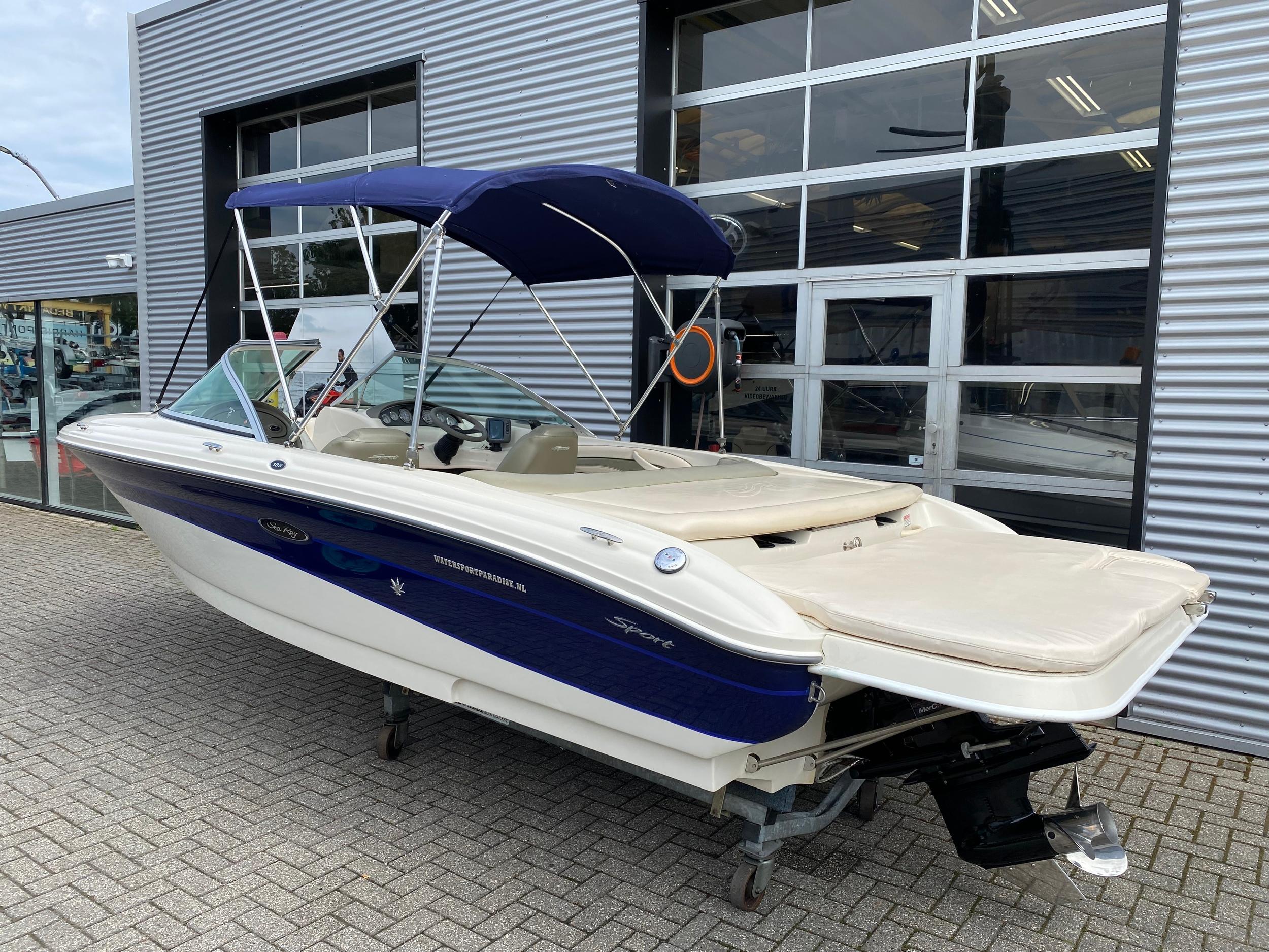 Sea Ray 185 Sport — foto 5 van 16