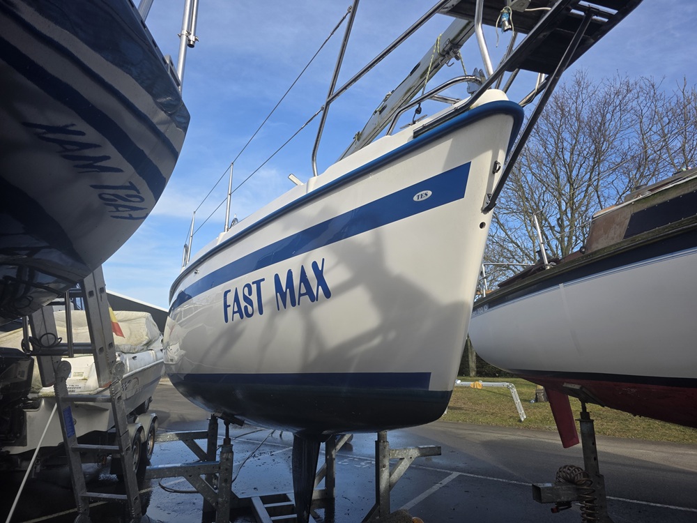 Tes 678 BT Family Kajuitzeilboot Yanmar 15PK BBM — foto 4 van 12