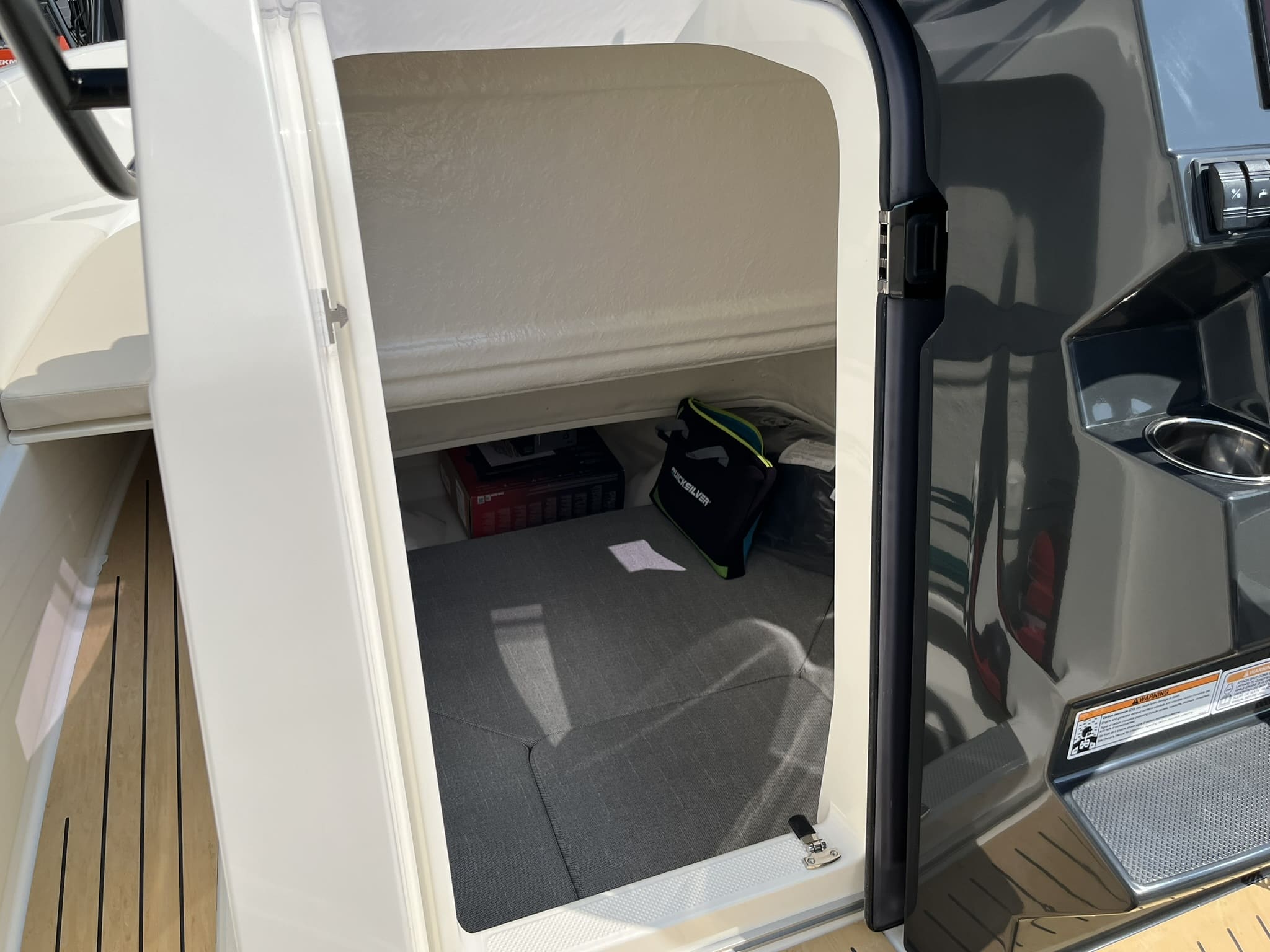 Quicksilver 705 Open — foto 30 van 31