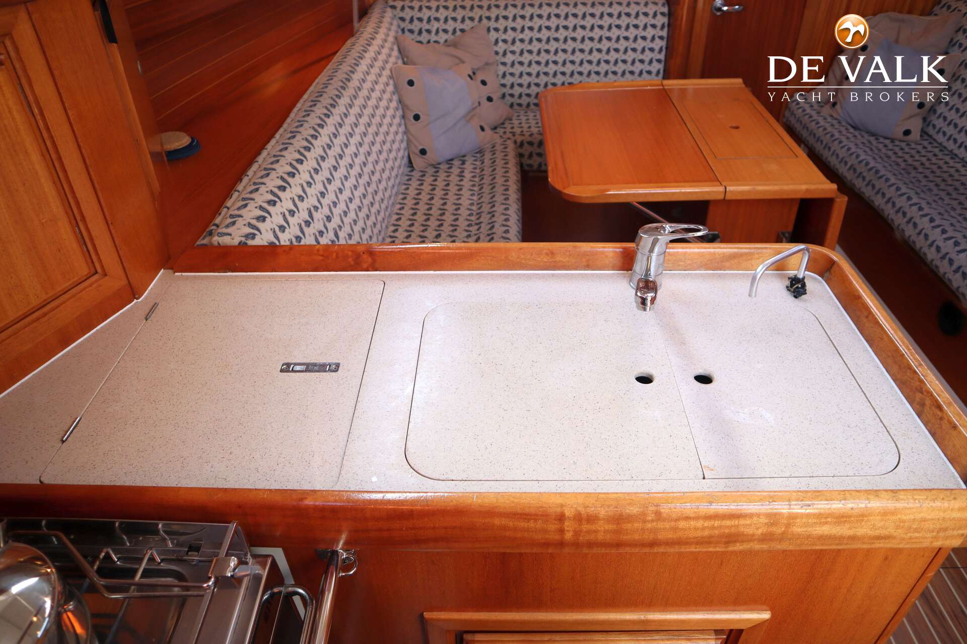 Dufour 35 Classic — foto 25 van 38