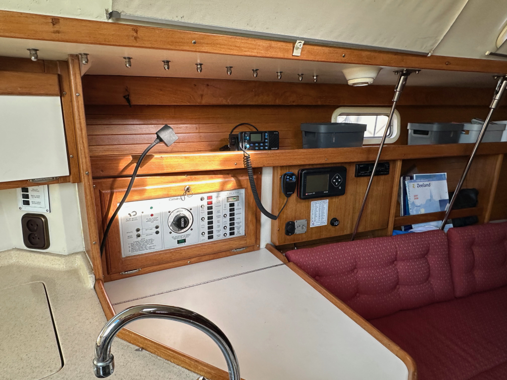 Catalina  320  — foto 13 van 20