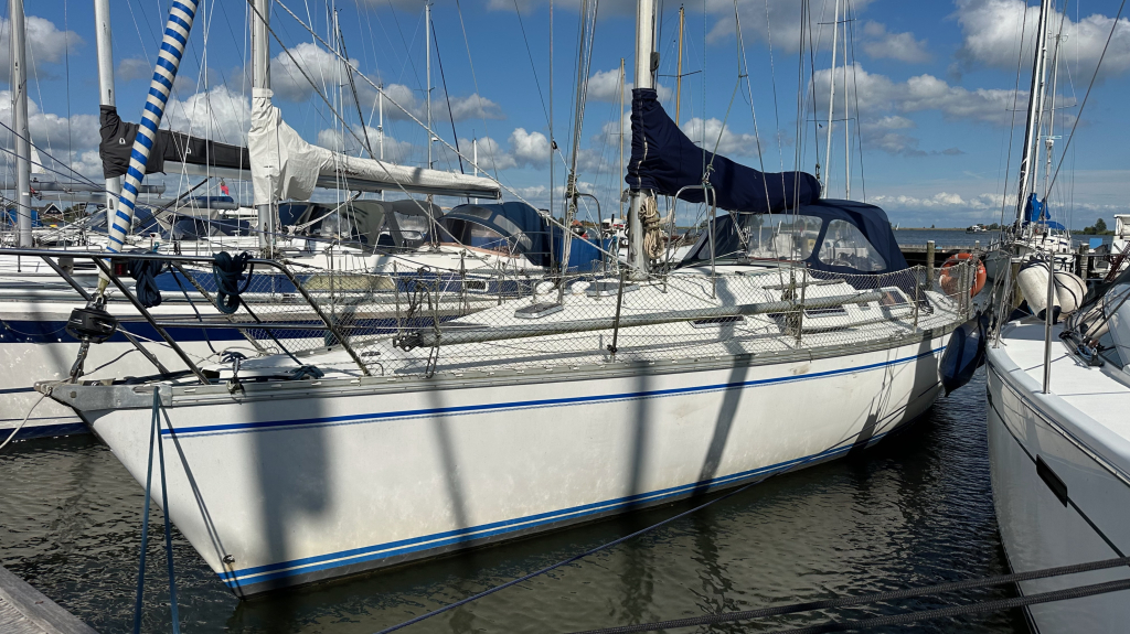 Jeanneau Sun Charm 39  — foto 1 van 21