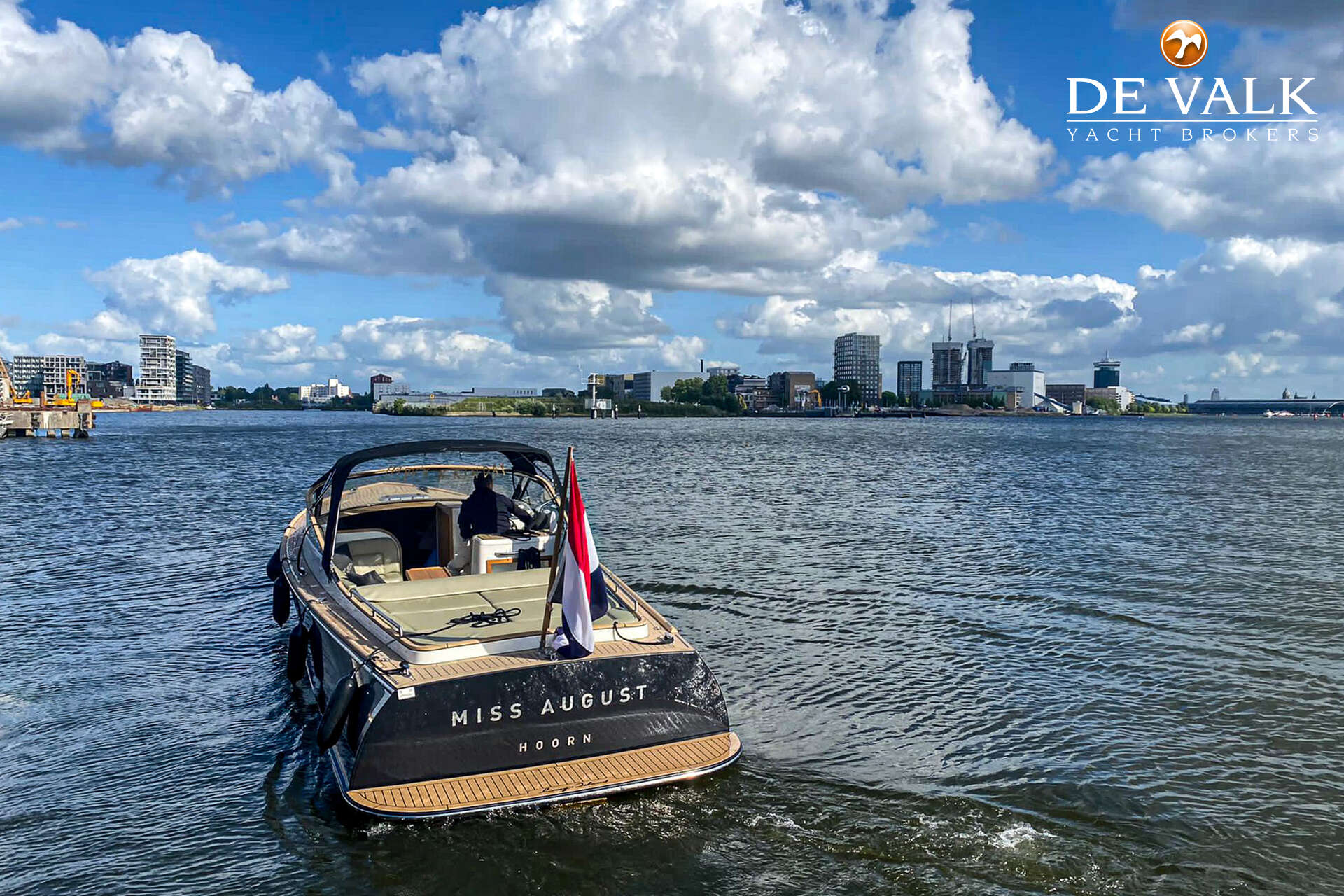 Long Island 33 Runabout — foto 7 van 30