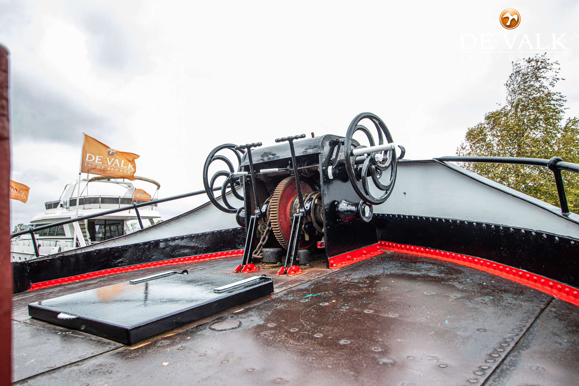 Luxe motor 28M — foto 12 van 44