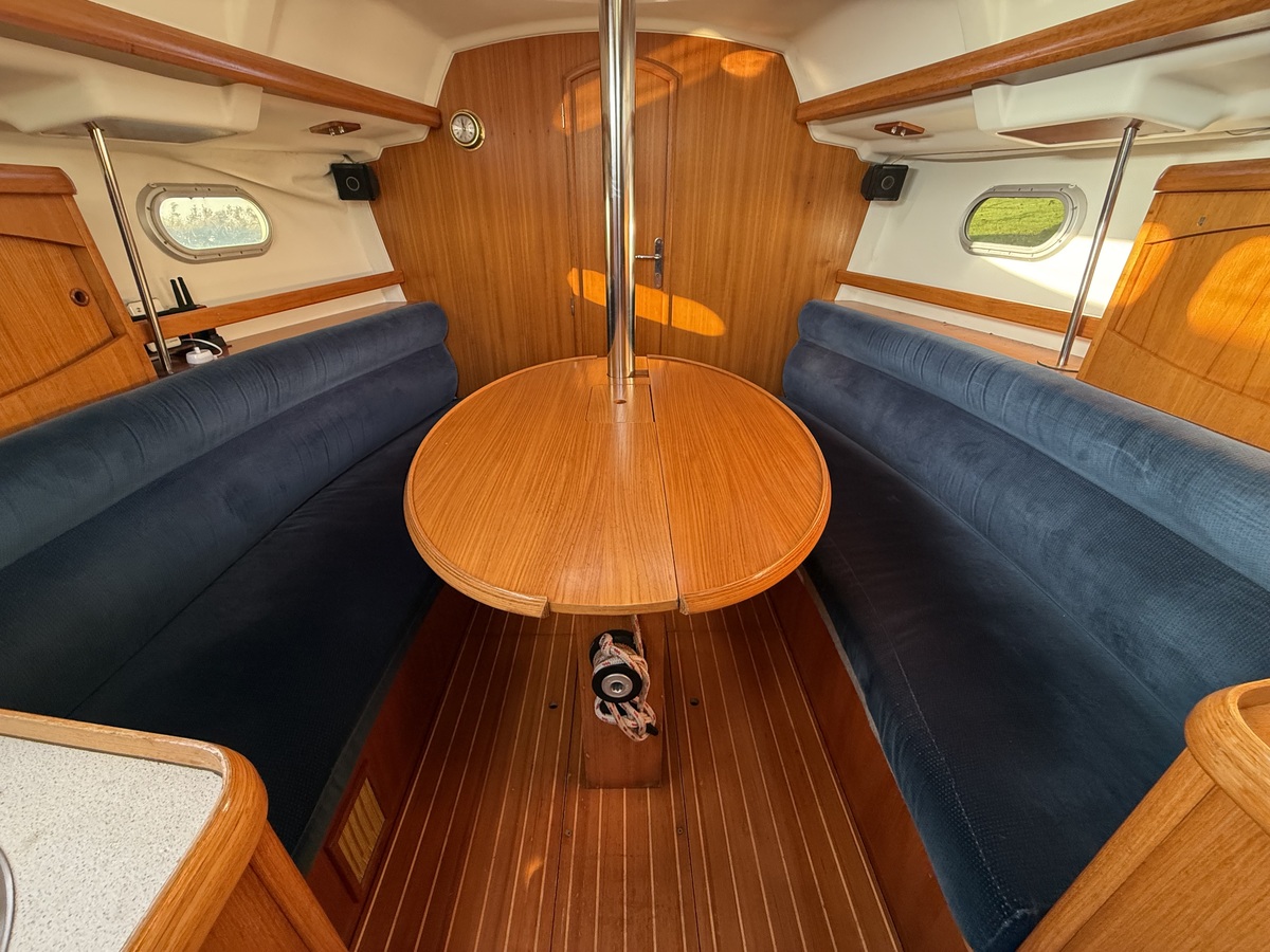 Jeanneau Sun Odyssey 32.2 — foto 7 van 12