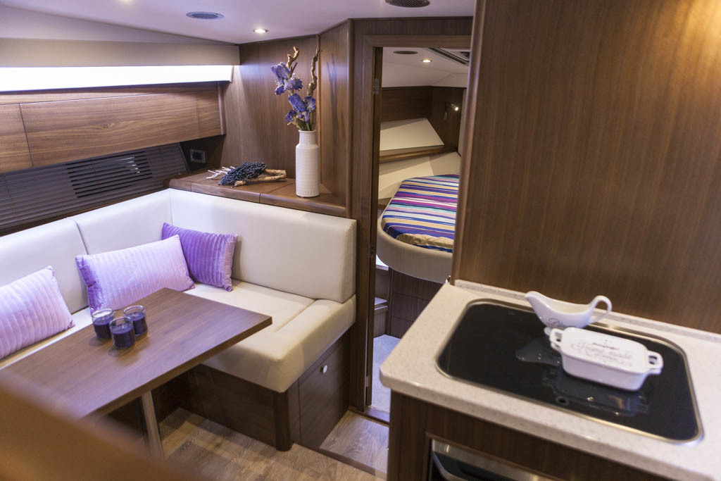 Haines 400 Aft Cabin — foto 6 van 22