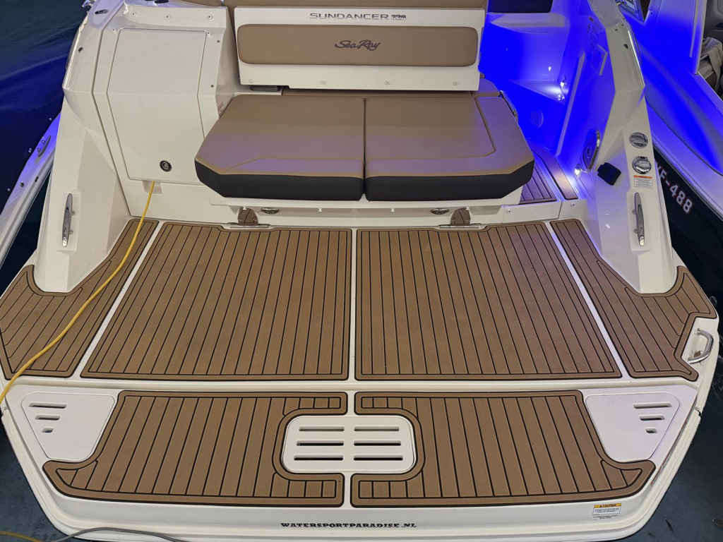 Sea Ray Sundancer 320 — foto 29 van 39
