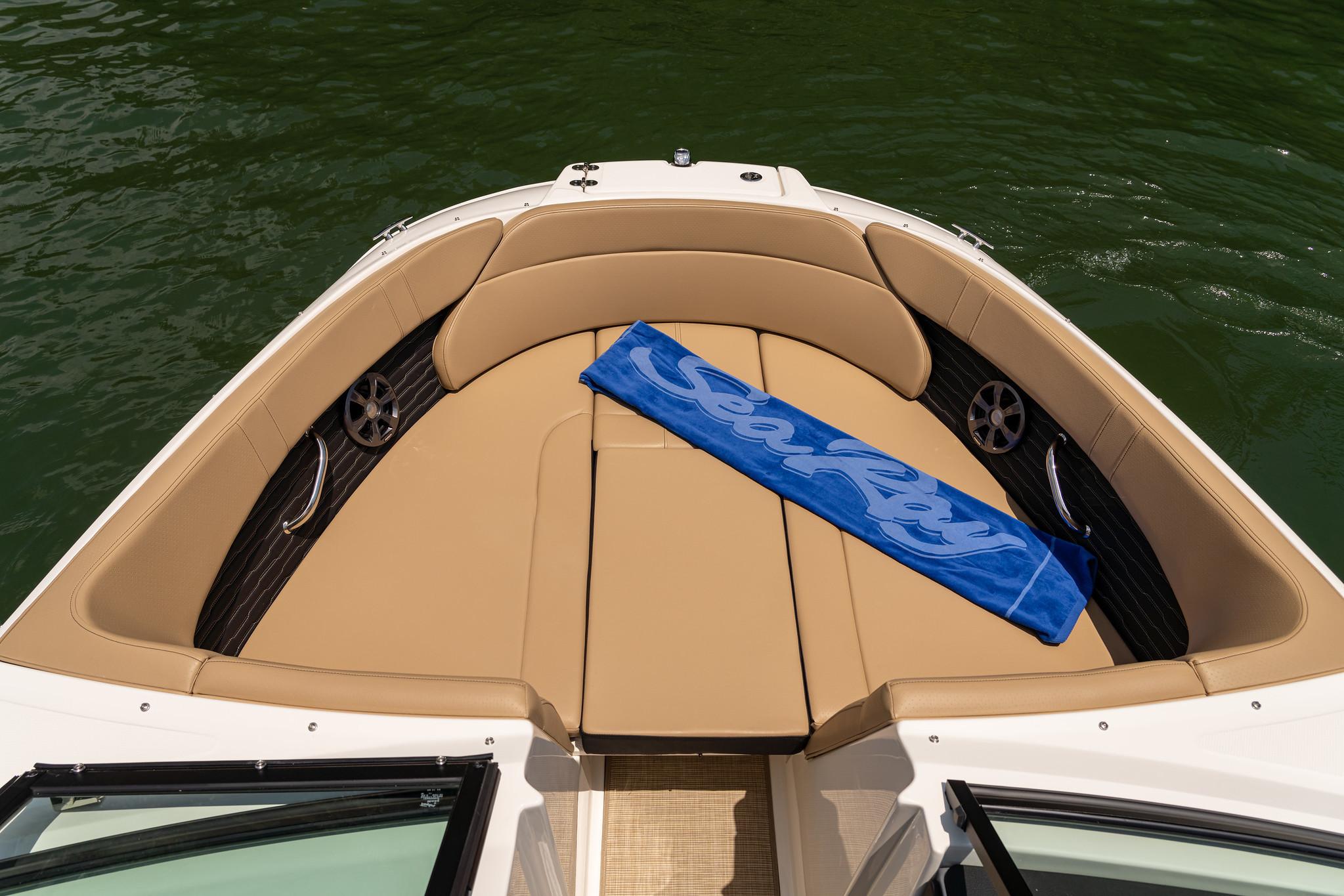 Sea Ray SPX 230 — foto 16 van 27