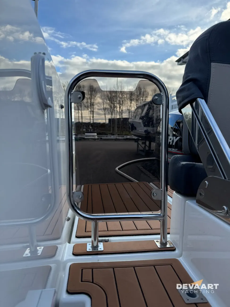 Parker 630 Day Cruiser — foto 15 van 19