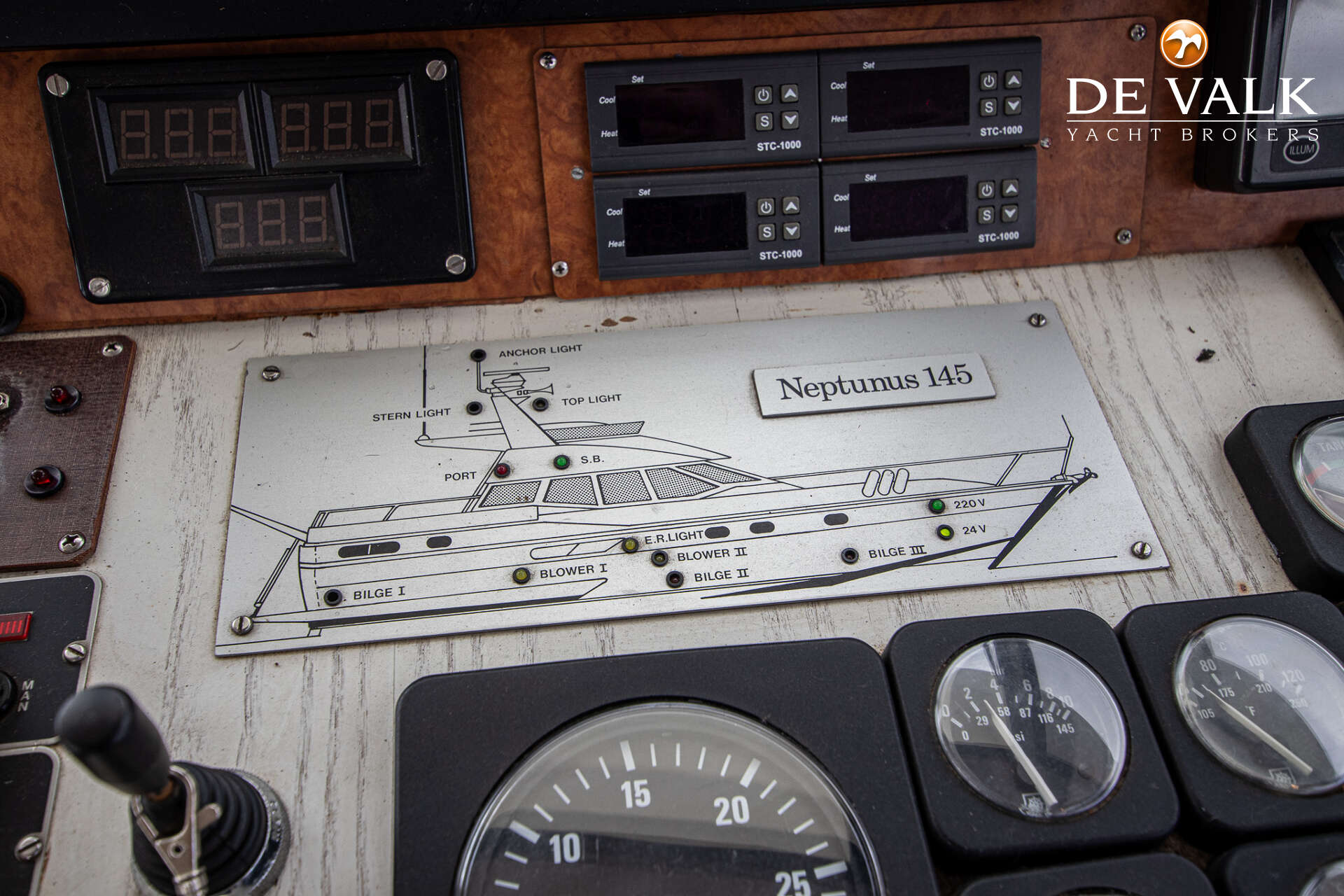 Neptunus 145 Flybridge — foto 27 van 38
