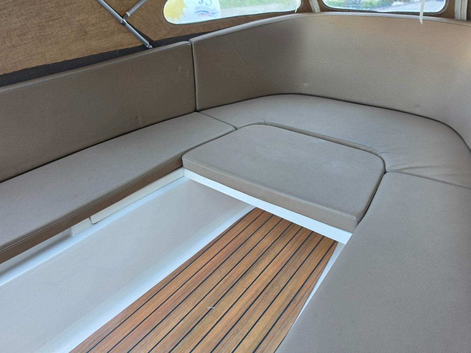 Prachtige Unique 480 Deluxe + Suzuki 15PK — foto 12 van 16