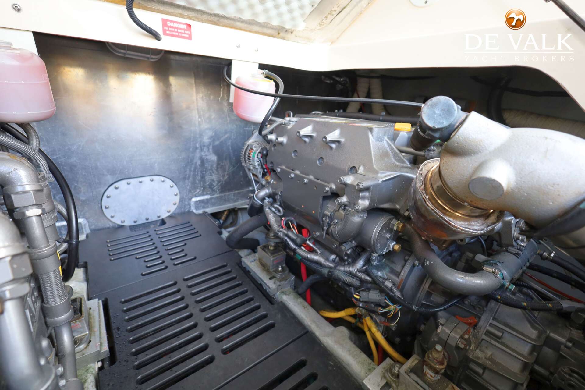 Mainship 34 Rumrunner II — foto 41 van 41