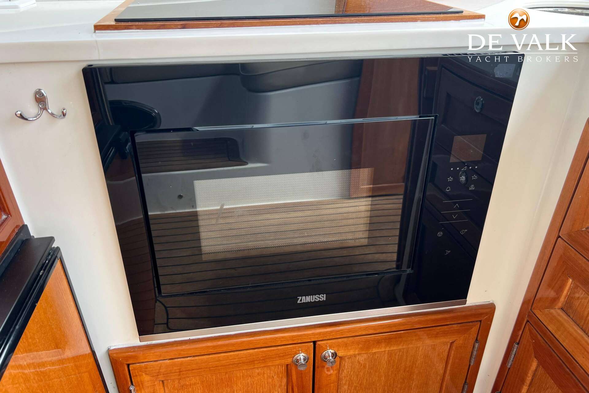 Long Island 40 Runabout — foto 23 van 41