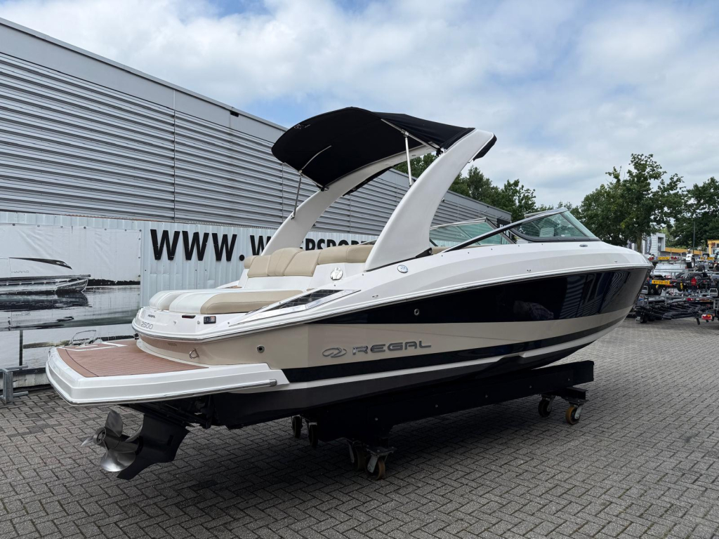 Regal 2500 Bowrider — foto 11 van 29