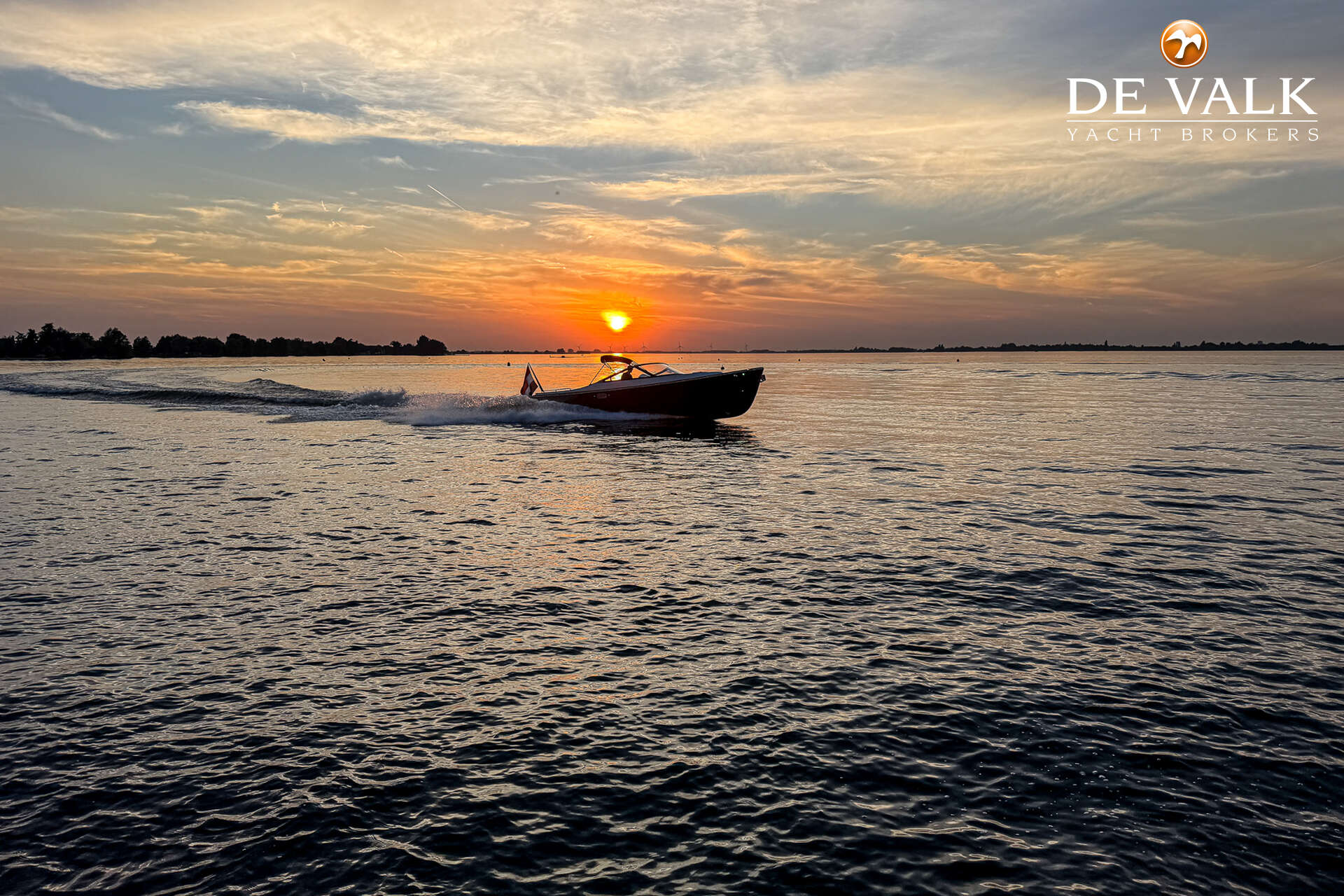 Long Island 33 Runabout — foto 6 van 30