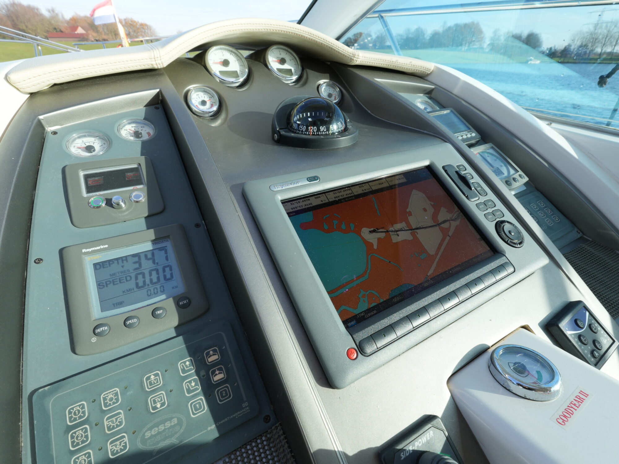 Sessa C46 HT IPS — foto 11 van 52