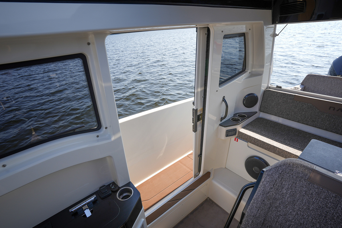 Navan C30 — foto 45 van 76