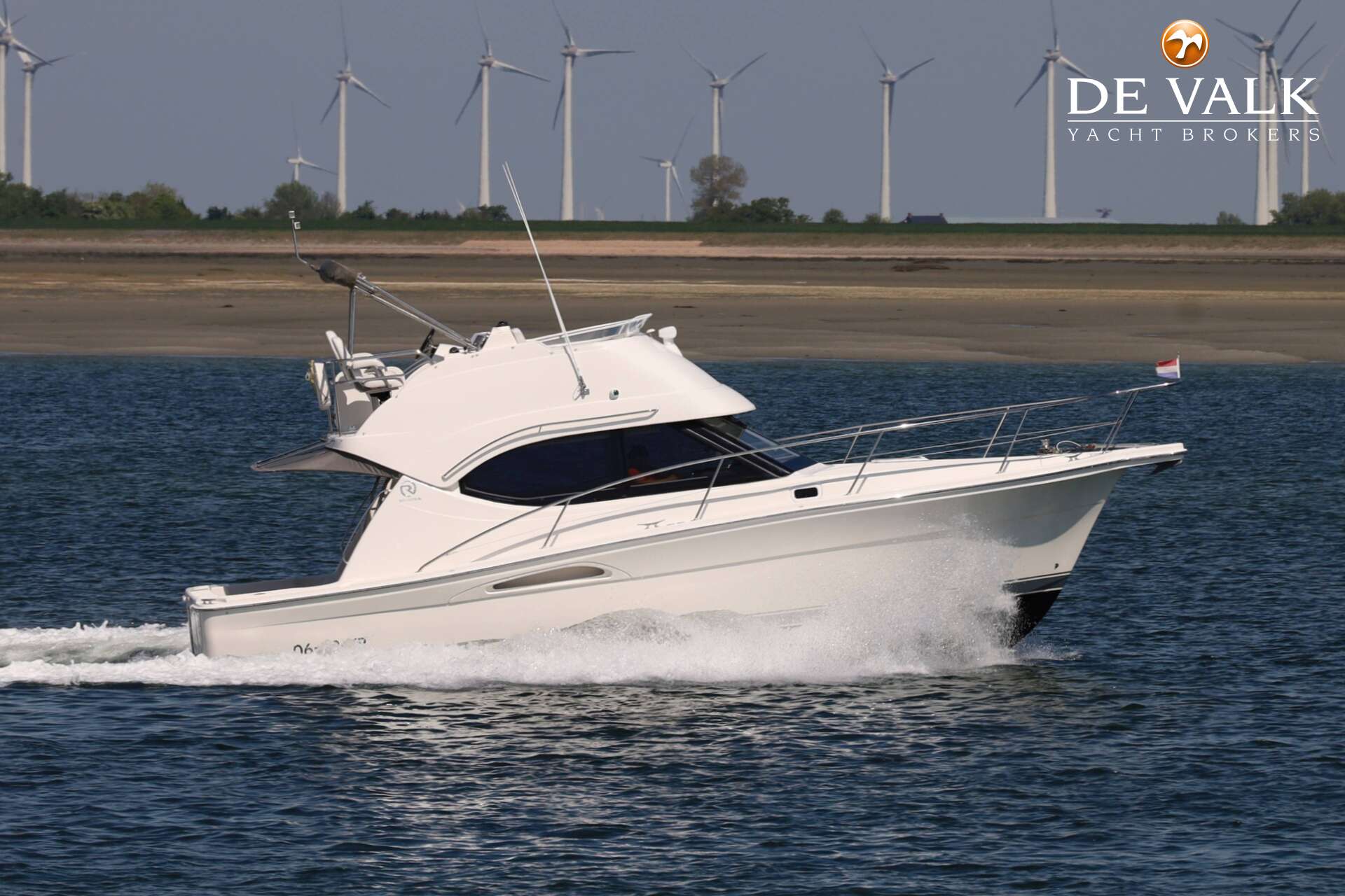 Riviera33 Flybridge
