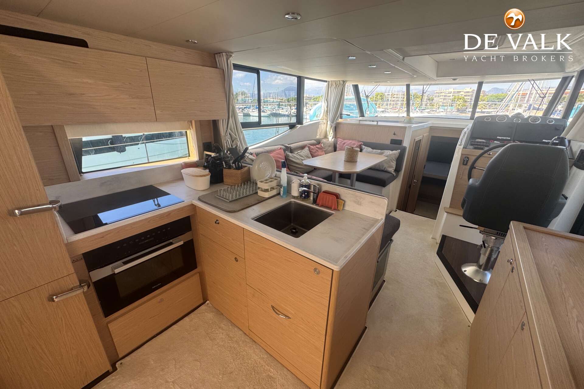 Beneteau Swift Trawler 48 — foto 21 van 35