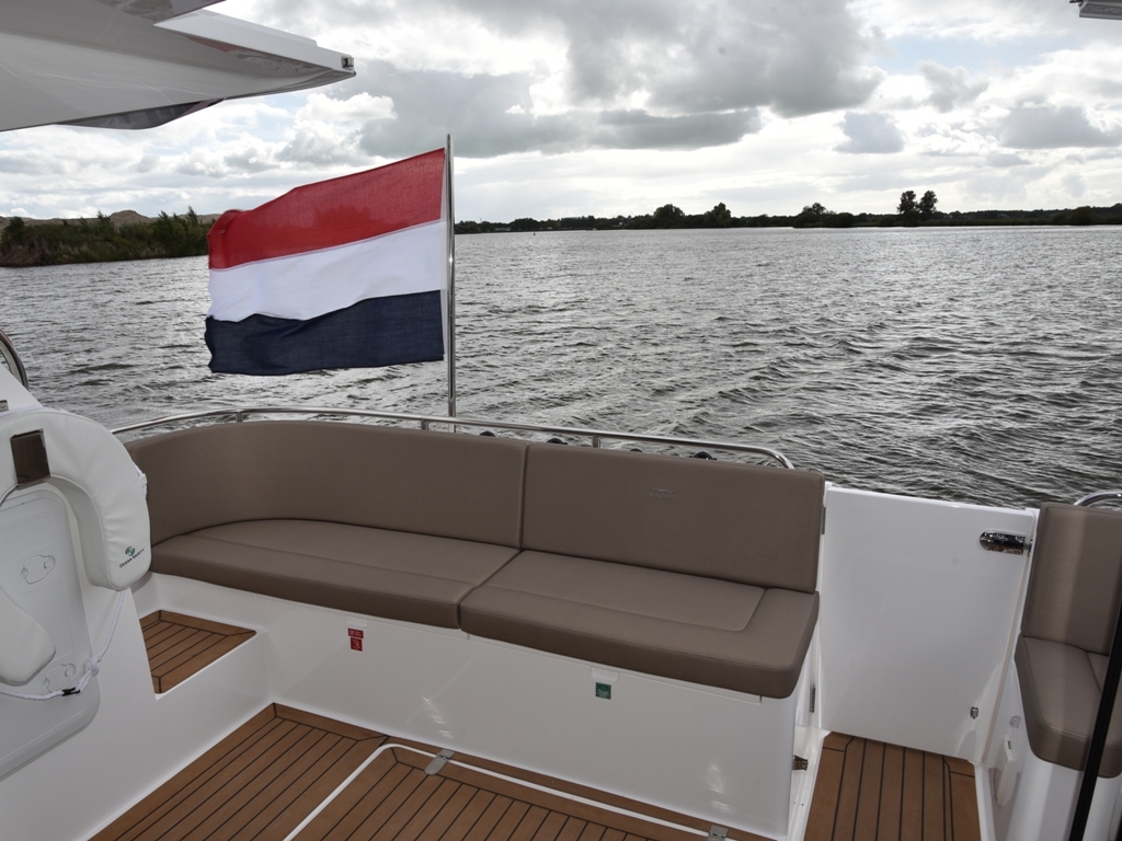 Haines 32 Offshore — foto 19 van 23