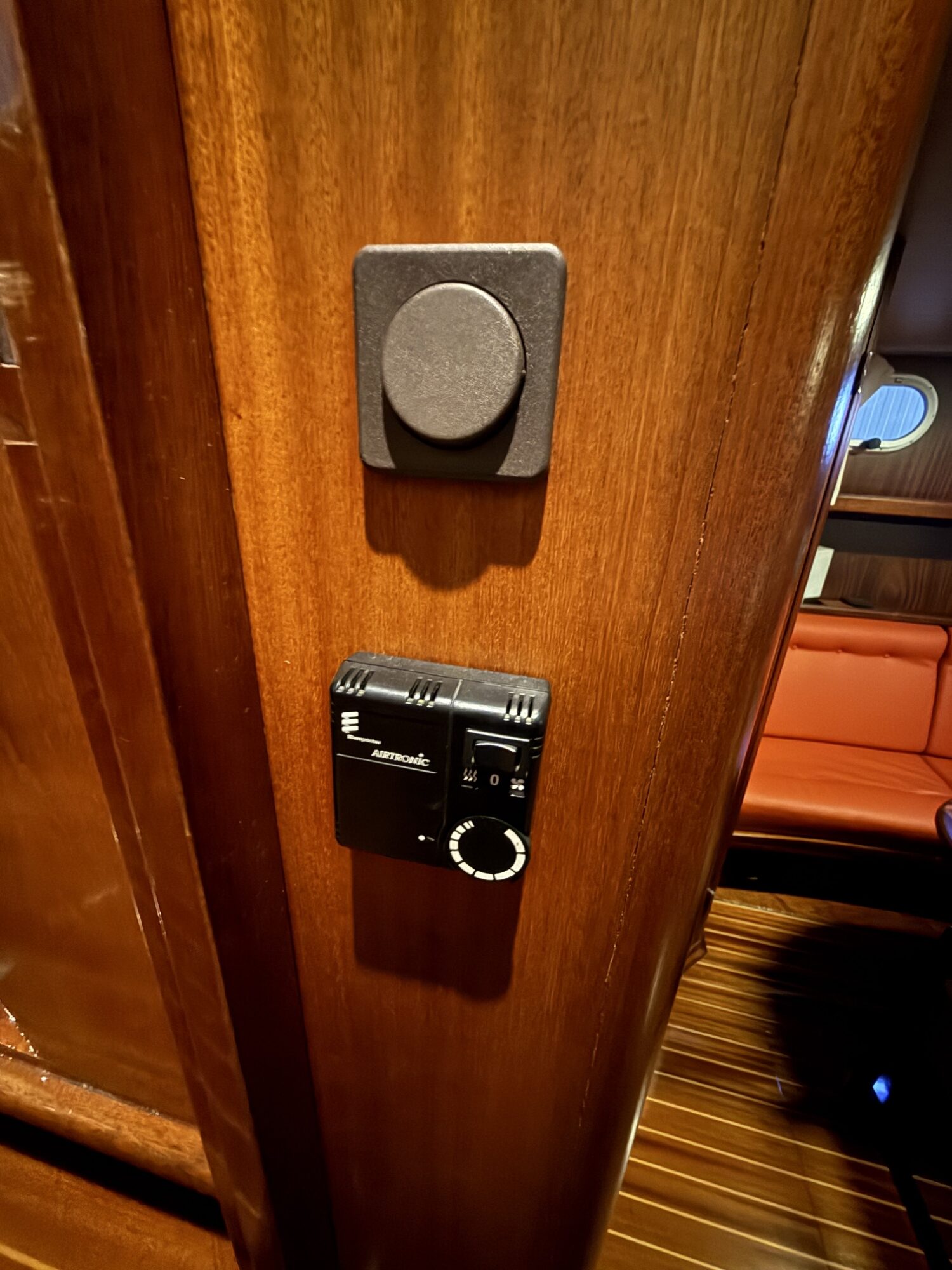 Crown yachts Crown Cruiser 12.85 OK Spiegeldeur — foto 10 van 23