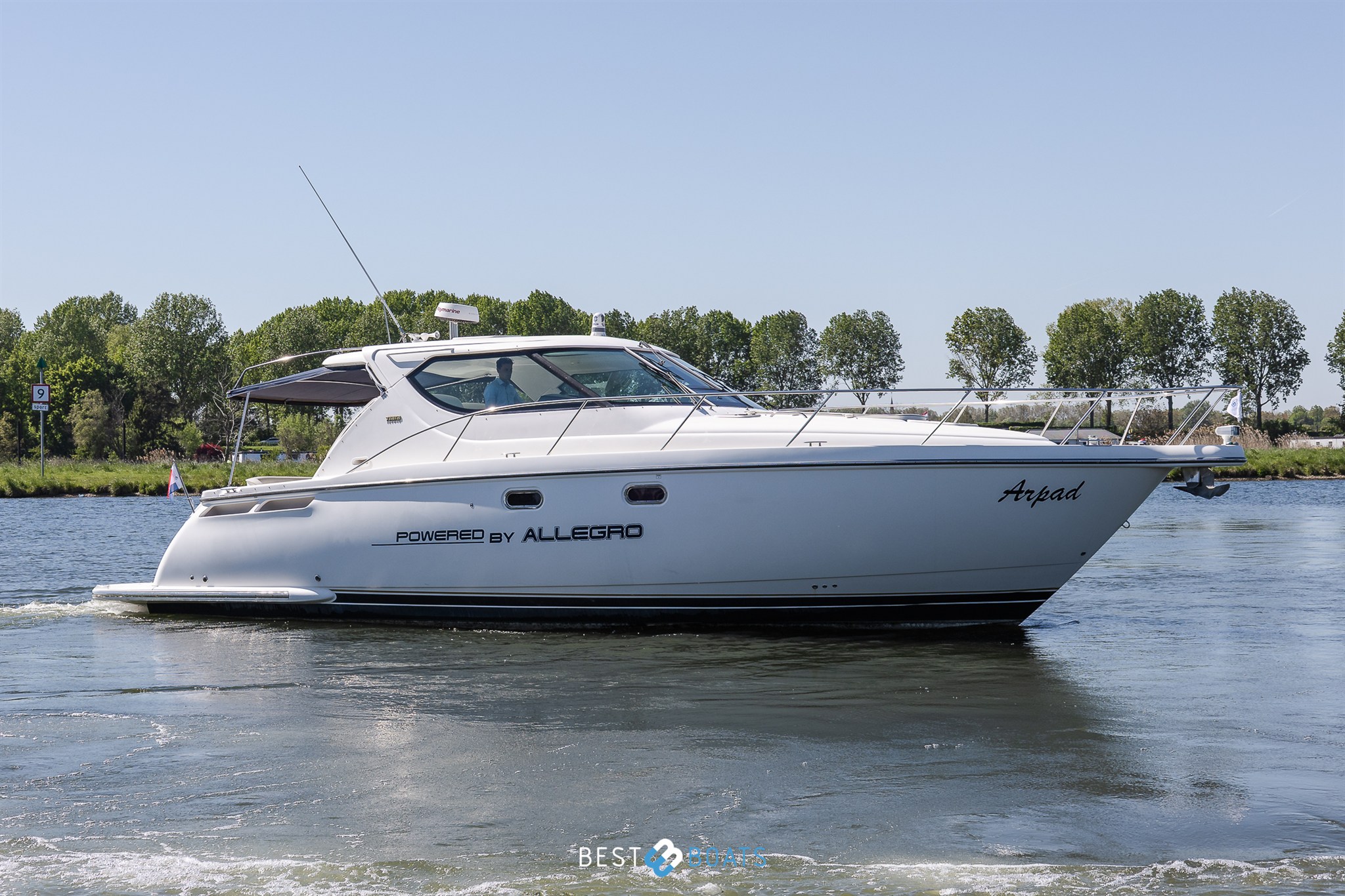 Tiara Yachts 4300 Sovran — foto 3 van 9