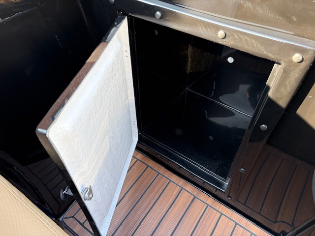 OP BESTELLING LEVERBAAR!! Coastliner 598 met Tohatsu 20 PK — foto 11 van 22