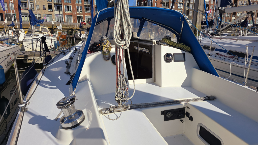 FF 1100 — foto 6 van 41