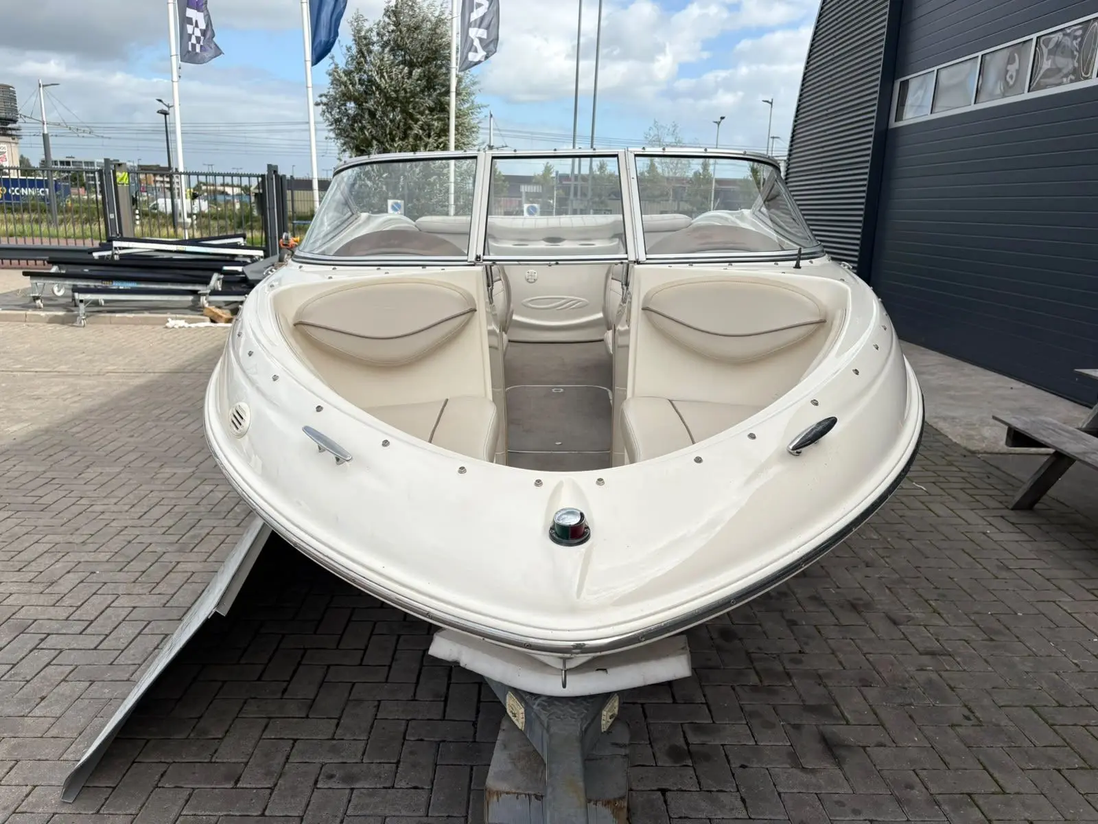 Maxum 1800 SR (2002) — foto 6 van 19
