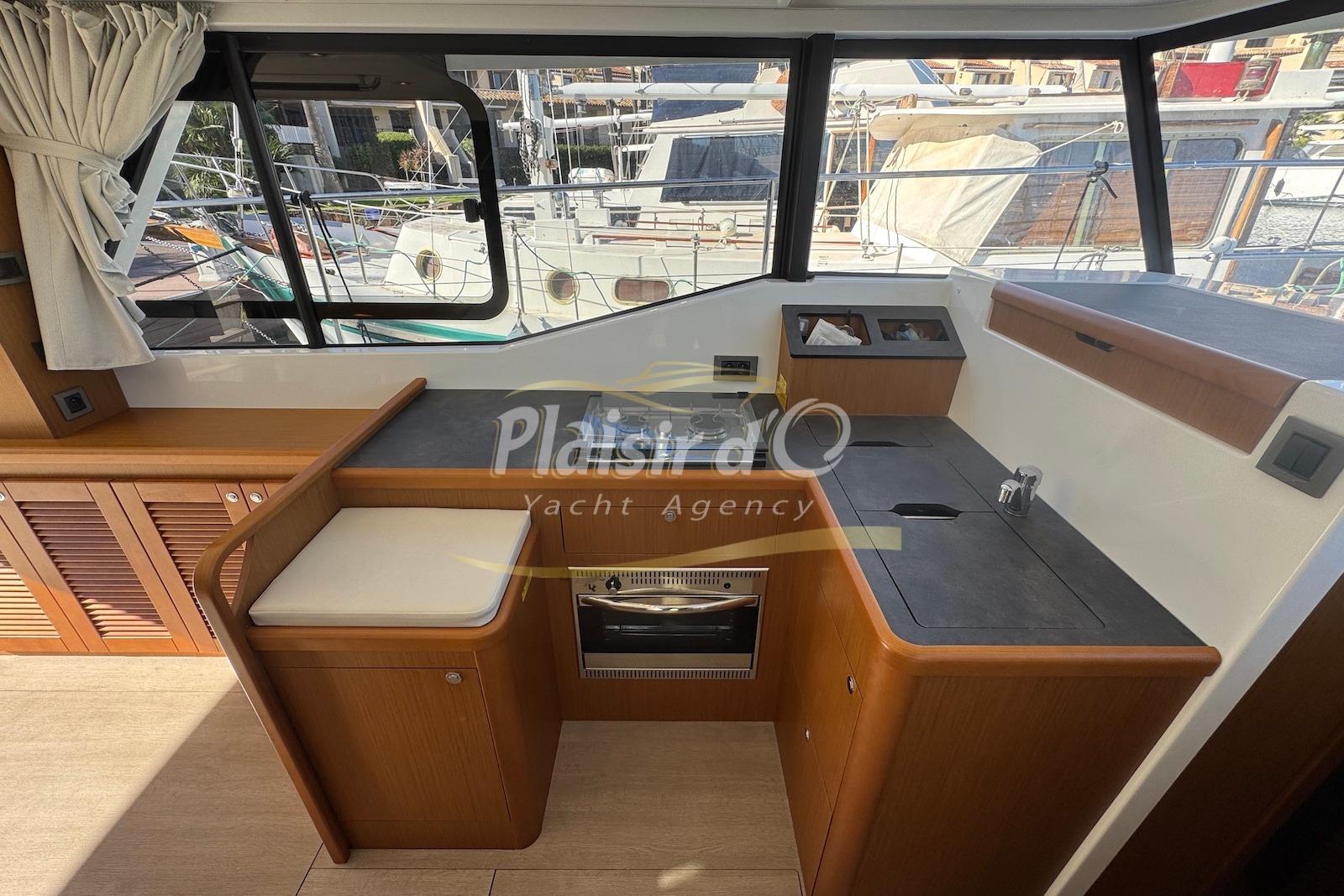 Beneteau Swift Trawler 35 — foto 46 van 57