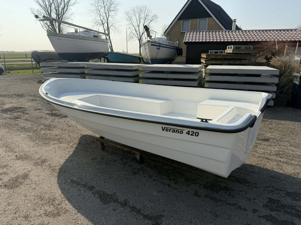 Verano 420 + 4 PK Tohatsu Four Stroke * — foto 5 van 5