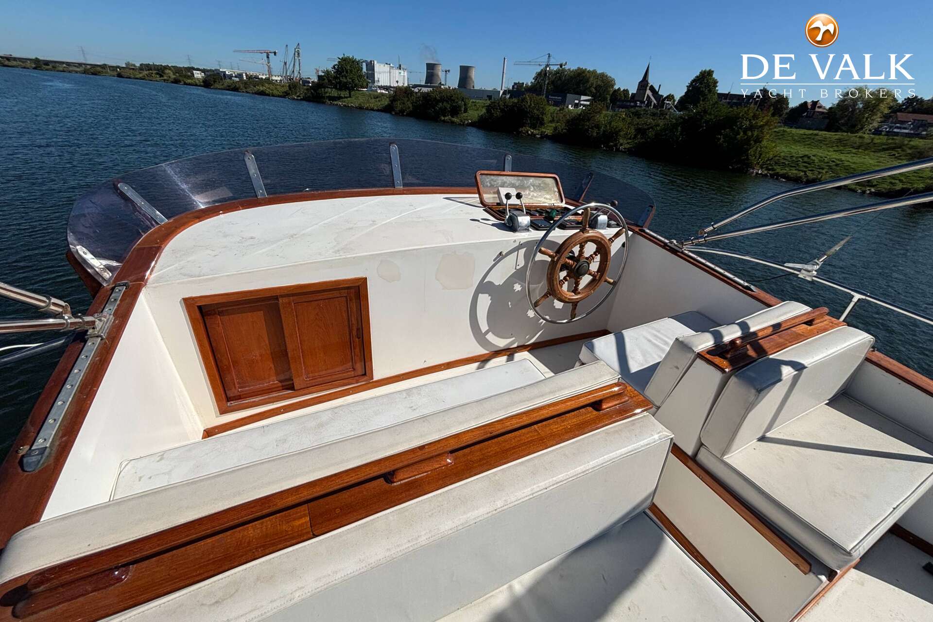 CHUNG HWA BOAT BUILDING TRAWLER 36 SEA SEDAN — foto 19 van 41