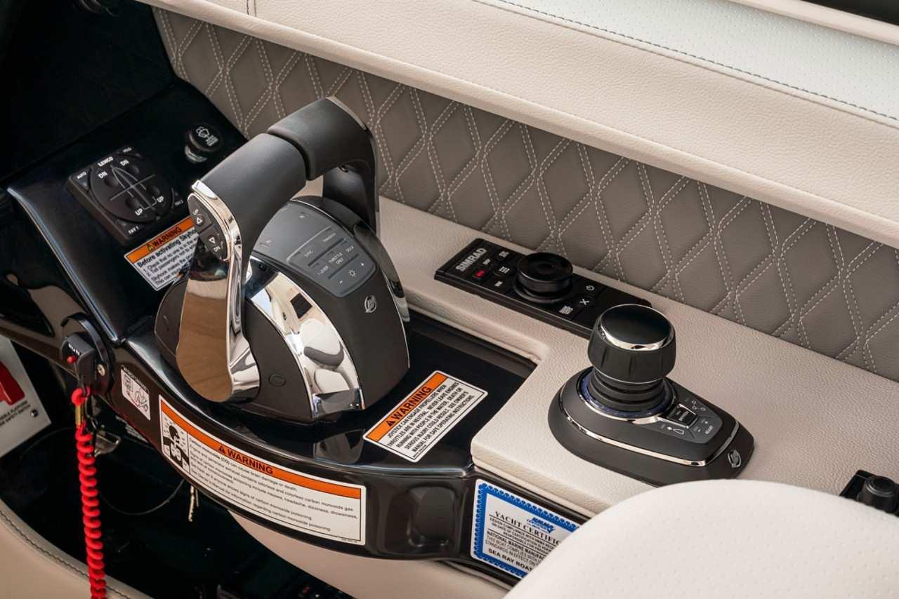 Sea Ray SLX 400 — foto 4 van 14
