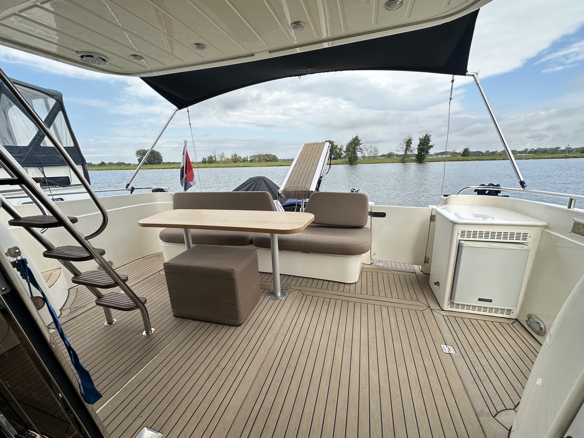 Sunseeker Manhattan 48 — foto 2 van 43