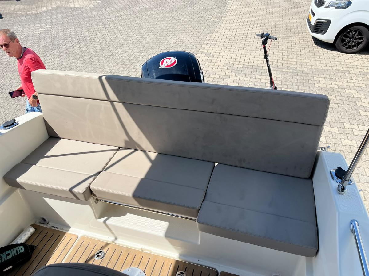 Quicksilver 555 Cabin — foto 10 van 17
