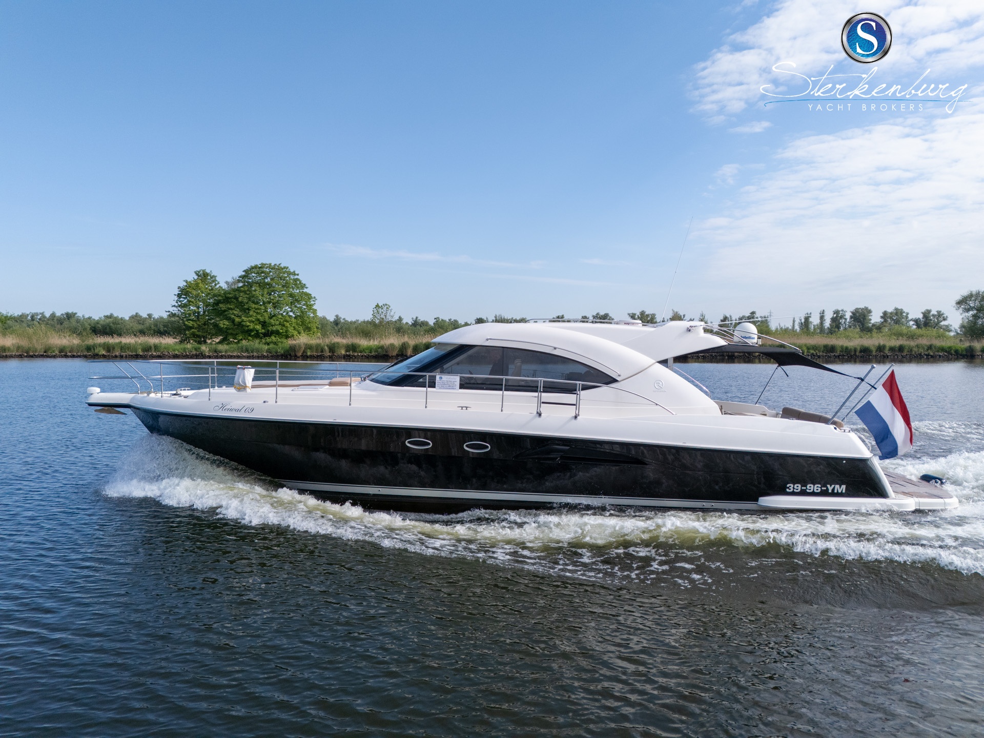 Rivièra 4700 Sport Yacht — foto 8 van 38
